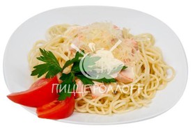 Спагетти с копченым лососем - Фото