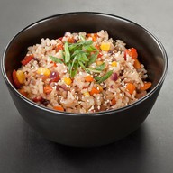 Дикий рис с овощами Фото
