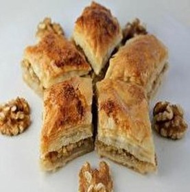 Пахлава с грецким орехом - Фото