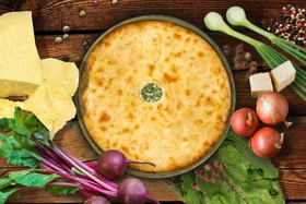 Осетинский пирог с листьями и сыром - Фото