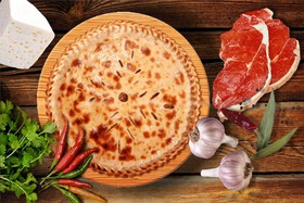 Осетинский пирог с мясом и сыром - Фото