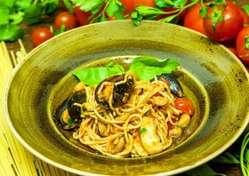Спагеттини с морепродуктами - Фото