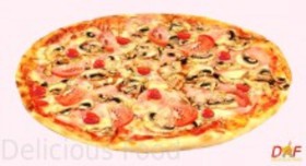 Пицца с ветчиной и грибами - Фото