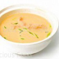 Сливочный суп с лососем и окунем Фото