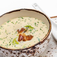 Азиатский сливочный суп с угрем Фото