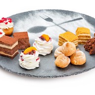 Ассорти мини десертов "5 o'clock tea" Фото