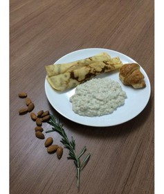 Комплексный завтрак с овсянкой и блинами - Фото