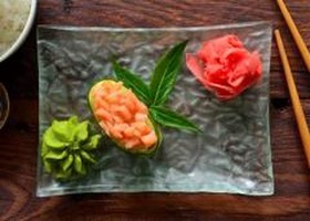 Капа суши с копченым лососем - Фото