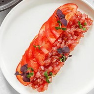 Тар-тар из тунца с томатами Фото