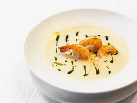 Крем-суп из цветной капусты с креветками - Фото