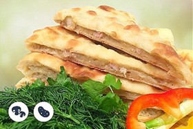 Осетинский пирог с картошкой и гр - Фото