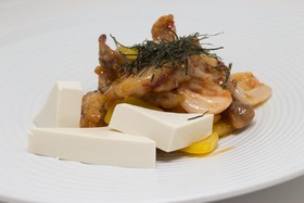 Куриное филе, обжаренное в соусе чили - Фото