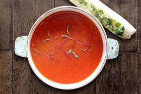 Томатный суп - Фото