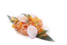 Тар-тар из свежего лосося с грейпфрутом - Фото