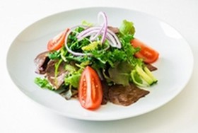 Салат с телятиной-гриль - Фото