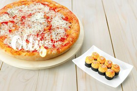 Пицца Маргарита+ролл запеченный с крабом - Фото