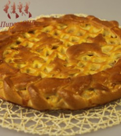 Пирог с ветчиной и сыром - Фото