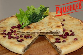 Осетинский пирог с фасолью и орехом - Фото