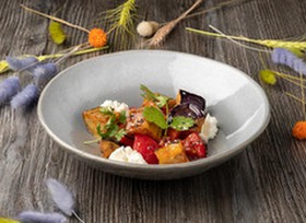 Тёплый салат из баклажанов - Фото