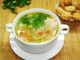 Куриный суп с рисом - Фото