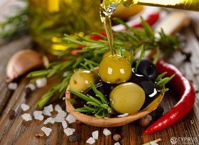 Маринованные оливки - Фото