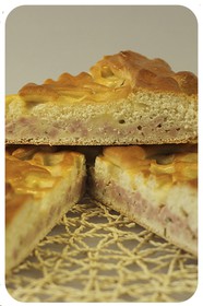Пирог с ветчиной и сыром - Фото