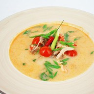 Азиатский суп Том ям с креветками Фото