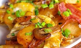 Жареная картошка с грибами - Фото