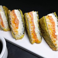 Сендвич с лососем Фото