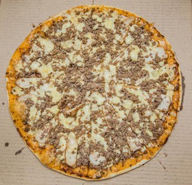 Пицца с говяжьим фаршем - Фото