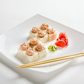 Спайси ролл с лососем - Фото