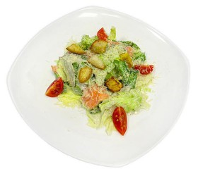 Цезарь с лососем салат - Фото