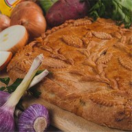 Пирог с говядиной и картофелем Фото