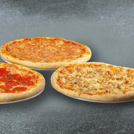 Комбо 3 пиццы (три любые пиццы на выбор) Фото