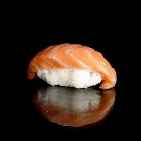 Суши с семгой холодного копчения - Фото