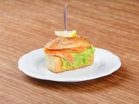 Мини-сэндвич с семгой - Фото