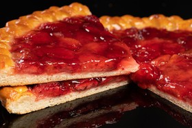 Пирог ягодный на дрожжевом тесте - Фото
