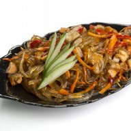 Стеклянная лапша с морепродуктами Фото