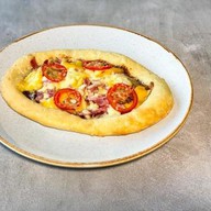 Мини-пицца с курочкой Фото