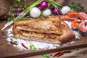 Пирог слоеный с семгой и кетой - Фото