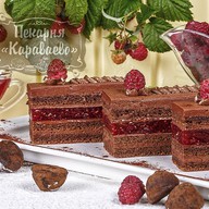 Торт Шоколадный трюфель с малиной Фото