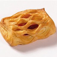 Слойка с клубникой Фото