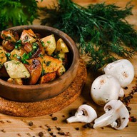 Картофель с грибами Фото