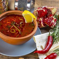Солянка мясная сборная Фото