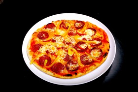 Пицца Салями - Фото