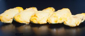 Мидии в сырном соусе с сыром - Фото