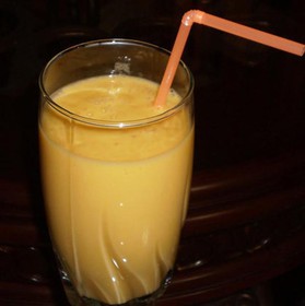 Молочный коктейль персиковый - Фото