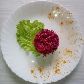 Свекольно-ореховый салат - Фото