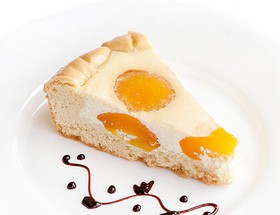 Пирог Творожный с персиками - Фото