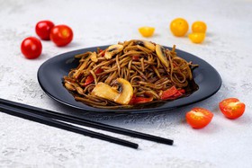 Соба с овощами - Фото